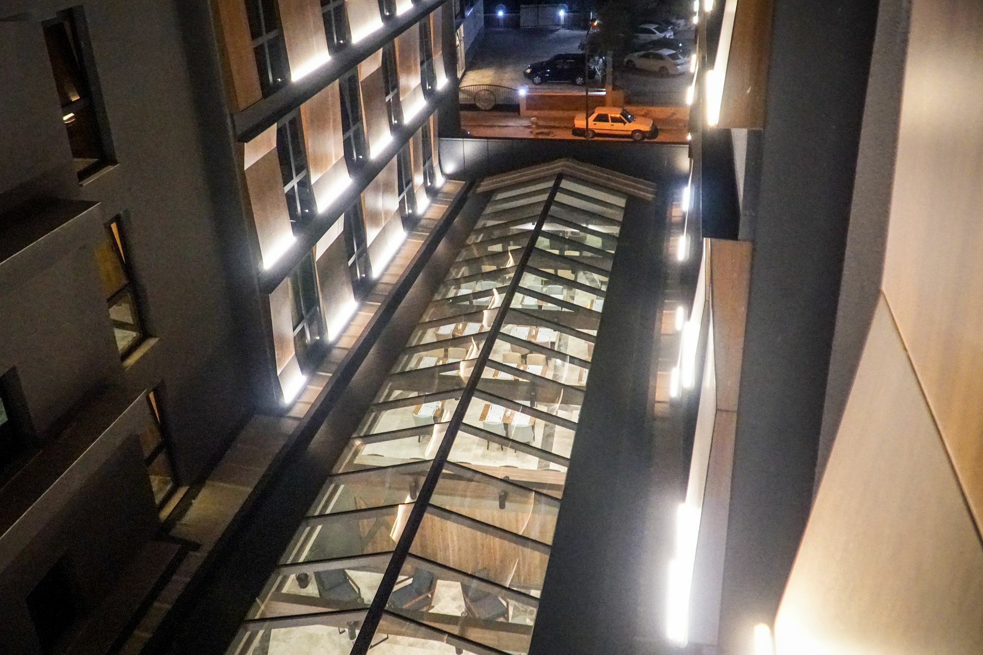 Extenso Hotel Gaziemir Exterior photo